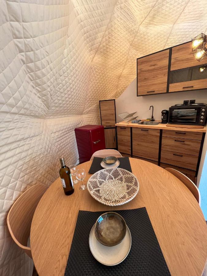 Hotel Manna Gea Glamping Domes Wonitsa Zewnętrze zdjęcie